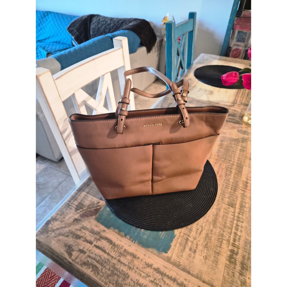 Michael Kors Bedford Medium Pebbled Leather Pocket Tote Bag Acorn Brown Gold - Picture 9 of 13